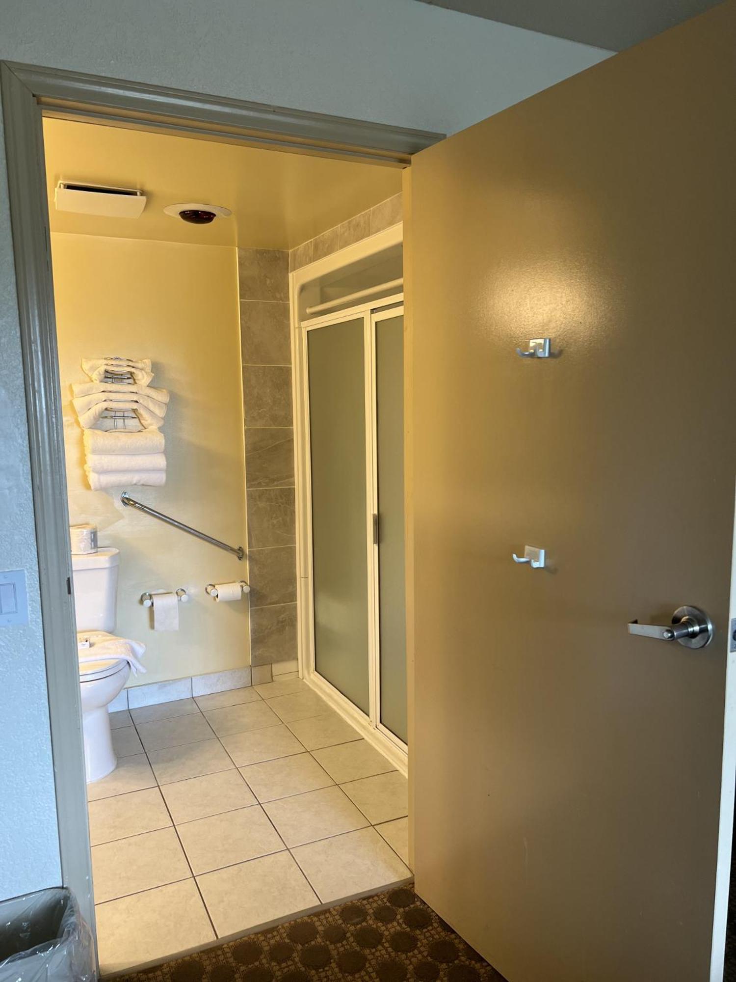 Motel Travelodge By Wyndham Ab