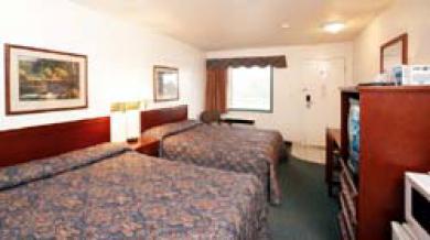 Travelodge By Wyndham Ab Motel